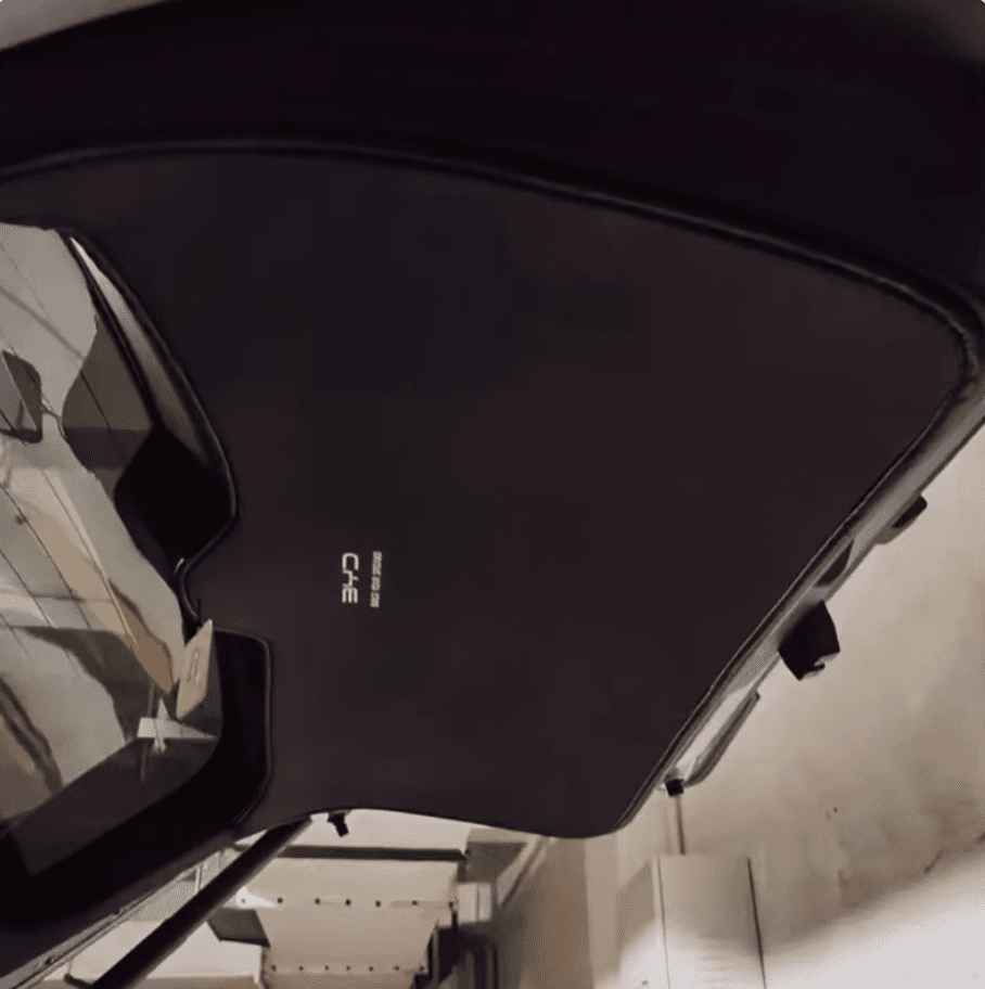 Xevaban.com ở 214 Giải Phóng là đơn vị chuyên cung cấp phụ kiện oto, đồ chơi oto, đồ chơi m6, phụ kiện m6, xevaban, 214 giải phóng, miếng dán bảo vệ cốp m6, miếng bảo vệ cốp sau m6, miếng dán chống xước cốp m6, miếng dán cốp sau m6.